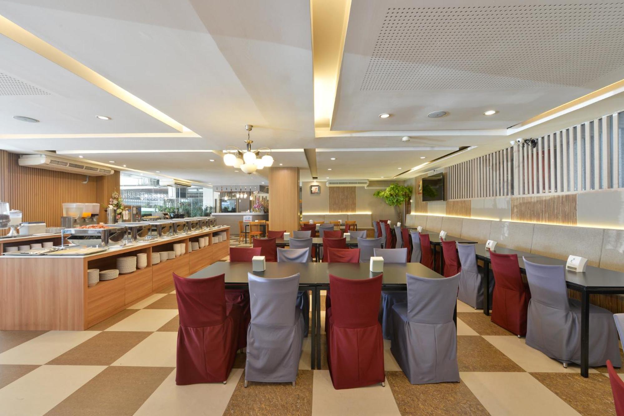 Three Seasons Bangkok Hotel Exterior foto