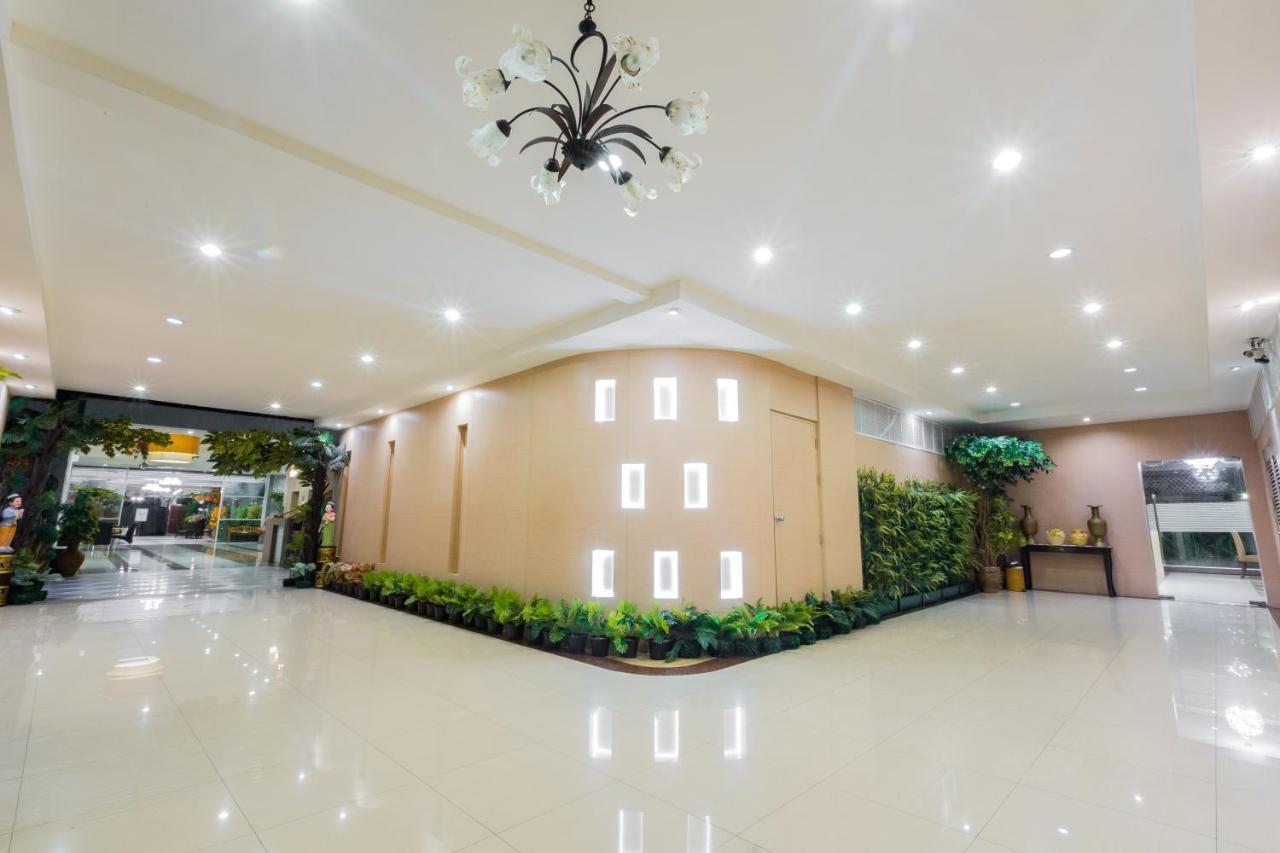 Three Seasons Bangkok Hotel Exterior foto